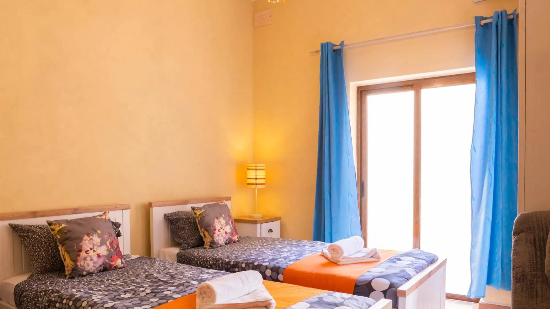 Emerald Court - Radiant Sliema Apartments & Penthouse By Shortletsmalta