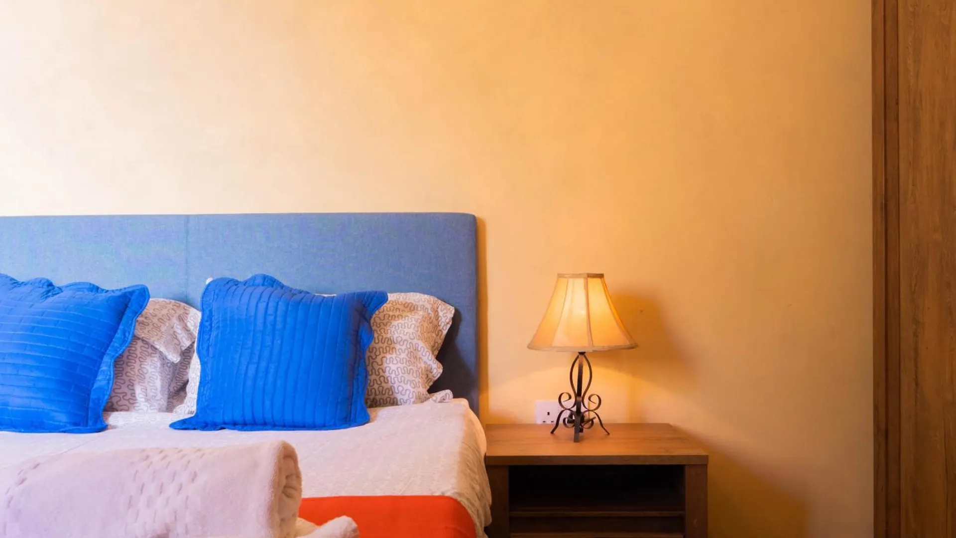 Emerald Court - Radiant Sliema Apartments & Penthouse By Shortletsmalta